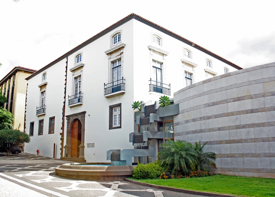 assembleia legislativa madeira.jpg